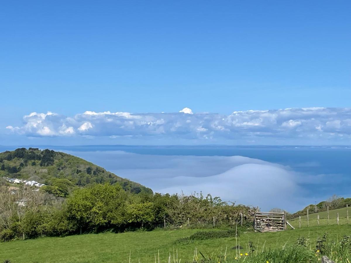 West Lyn Farm B&B And Shepherd Hut Lynton Bagian luar foto